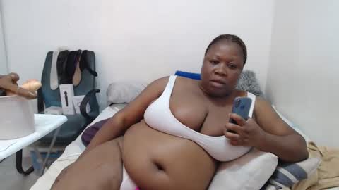 Snapshot of truebella30 chatting on 28, 1, 2025 TrueBella30 online show from 28, 1, 2025