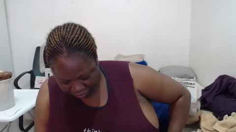 Snapshot of truebella30 chatting on 2, 2, 2025 TrueBella30 online show from 2, 2, 2025