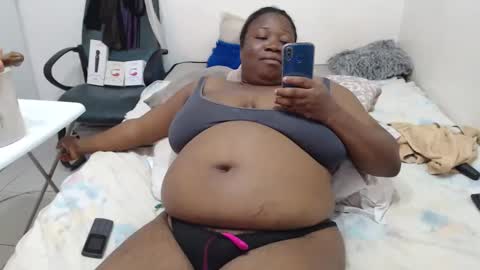 Snapshot of truebella30 chatting on 11, 3, 2025 TrueBella30 online show from 11, 3, 2025