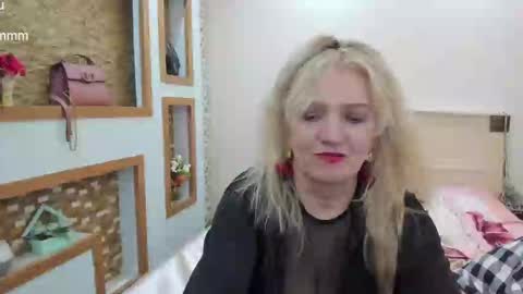 Snapshot of truefoxyyy chatting on 9, 3, 2025 Fox online show from 9, 3, 2025