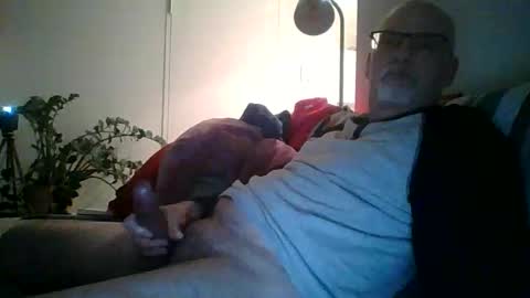 Snapshot of trukturk chatting on 7, 1, 2026 trukturk online show from 7, 1, 2026