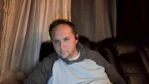 Snapshot of truthiness2019 chatting on 22, 11, 2025 truthiness2019 online show from 22, 11, 2025
