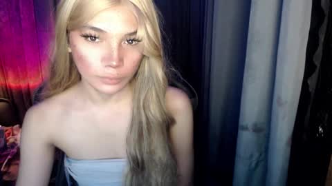 Snapshot of ts_athisa chatting on 25, 10, 2025 ts_athisa online show from 25, 10, 2025