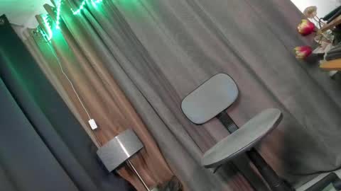 Chloe online show from 10, 2, 2025