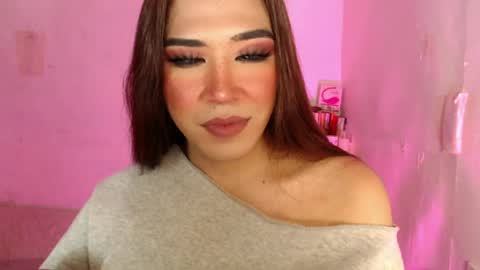 The Girl Named Romantika  online show from 25, 6, 2026