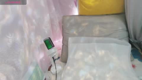 Anne Bebe online show from 7, 4, 2026