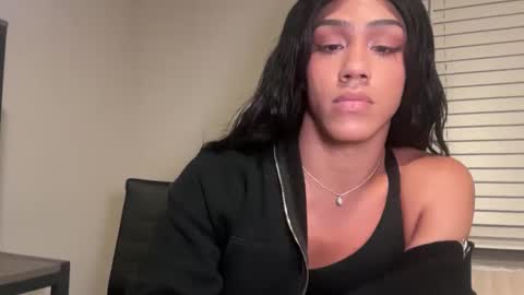 Snapshot of tsj777 chatting on 25, 10, 2025 tsj777 online show from 25, 10, 2025