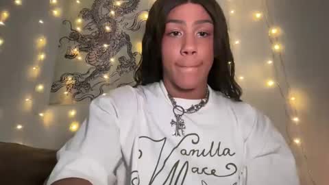 Snapshot of tsj777 chatting on 18, 12, 2025 tsj777 online show from 18, 12, 2025