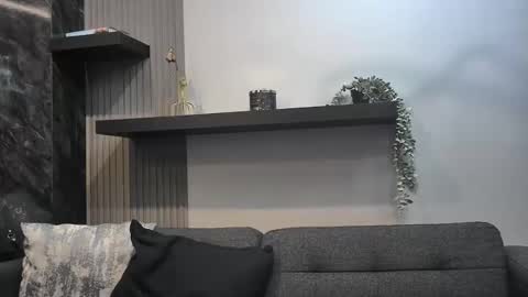 Lexi Longg online show from 28, 4, 2026