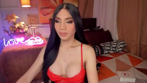 Queen Selena online show from 4, 1, 2025