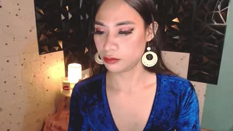 YOUR DREAMGIRL KHIM online show from 1, 12, 2024