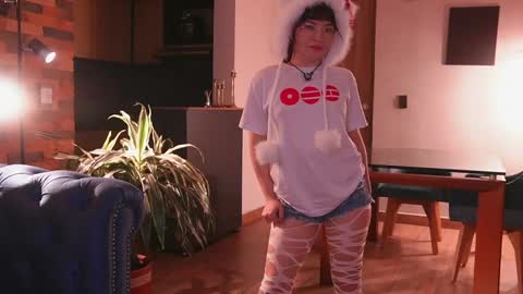 Tsuky online show from 23, 4, 2026