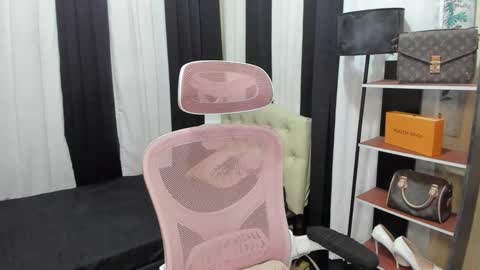 tsuncutrhein online show from 8, 11, 2025