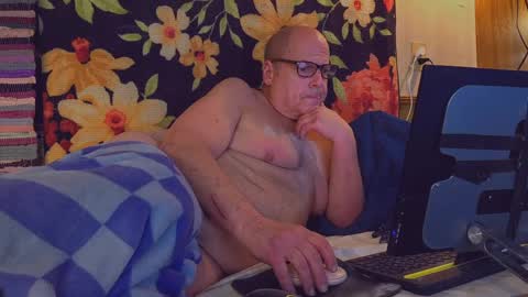 tumbafox1 online show from 26, 4, 2026