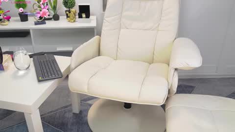 Anna online show from 19, 9, 2025