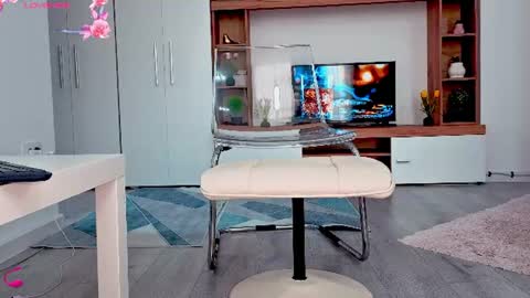 Anna online show from 27, 7, 2026