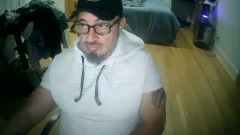 Snapshot of tuscan_taurus chatting on 3, 11, 2025 tuscan_taurus online show from 3, 11, 2025