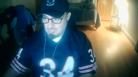 Snapshot of tuscan_taurus chatting on 8, 11, 2025 tuscan_taurus online show from 8, 11, 2025