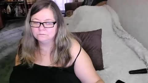 Lana online show from 9, 6, 2026