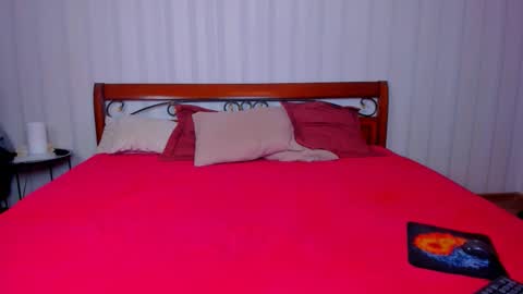 Angus online show from 19, 12, 2025