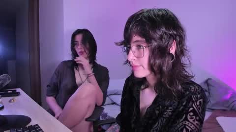 Eve  Lili online show from 14, 10, 2025