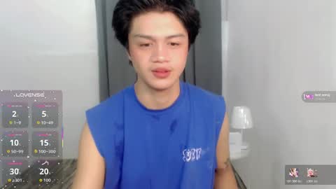 Snapshot of twink_blaze chatting on 17, 11, 2025 BLAZE online show from 17, 11, 2025