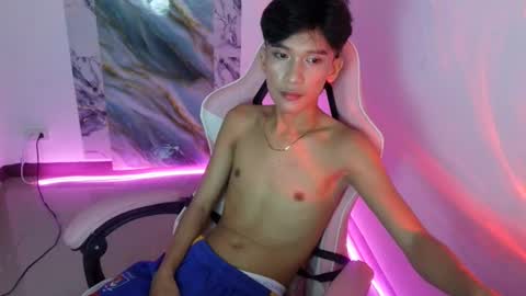 Snapshot of twinkbaby_yuno chatting on 5, 7, 2026 twinkbaby_yuno online show from 5, 7, 2026