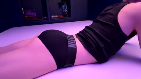Snapshot of twinkerbell342 chatting on 28, 7, 2026 Hunter Twink online show from 28, 7, 2026