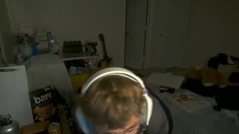 Snapshot of twinktools chatting on 6, 10, 2025 shytwink online show from 6, 10, 2025