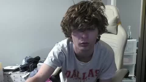 Snapshot of twinktools chatting on 20, 3, 2026 shytwink online show from 20, 3, 2026