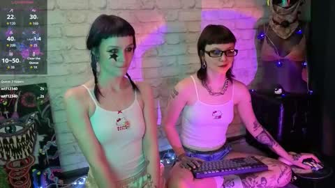 Sin and Skin online show from 28, 11, 2025