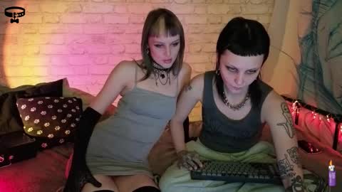 Sin and Skin online show from 3, 2, 2026