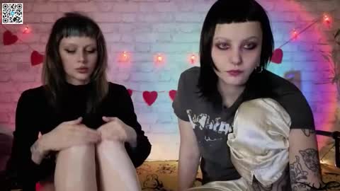 Sin and Skin online show from 16, 2, 2026