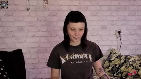 Sin and Skin online show from 8, 3, 2026