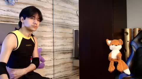 twinslovers_ online show from 6, 3, 2026