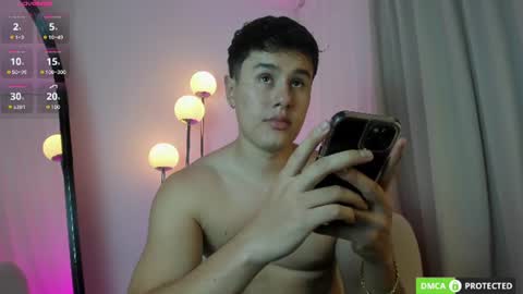twintease online show from 17, 7, 2026