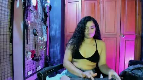 Clio  Tadeo online show from 3, 8, 2026
