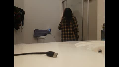 twistedlilpunk online show from 5, 3, 2025