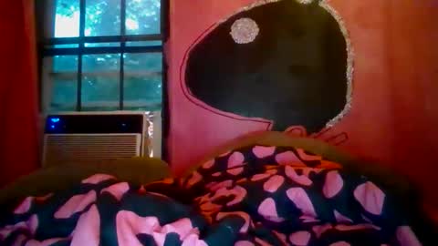 Snapshot of twizzytoxic22 chatting on 7, 6, 2026 twizzytoxic22 online show from 7, 6, 2026