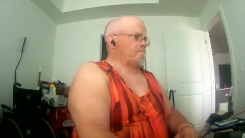 two_wheels_two_balls online show from 29, 5, 2026