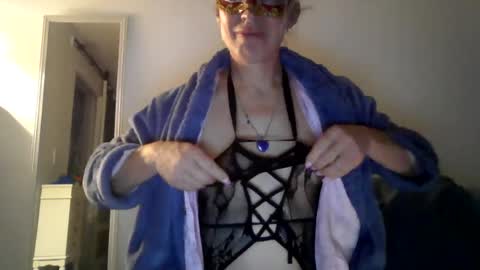 Snapshot of twoboobsonepenis chatting on 11, 6, 2026 twoboobsonepenis online show from 11, 6, 2026