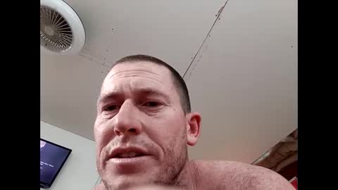 Snapshot of twocrazy85 chatting on 22, 2, 2025 Twocrazy85 online show from 22, 2, 2025