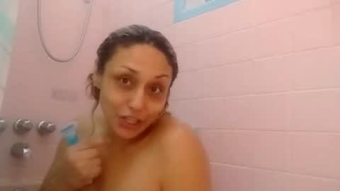 Snapshot of twocrazy85 chatting on 3, 11, 2025 Twocrazy85 online show from 3, 11, 2025