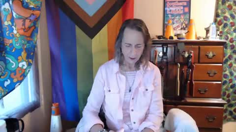 twocumkerry online show from 6, 8, 2026