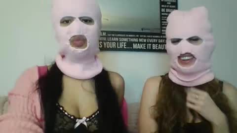 two girls one cam online show from 9, 3, 2026