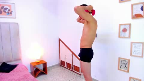 Sara LoenardNataly and Emilio online show from 18, 4, 2026