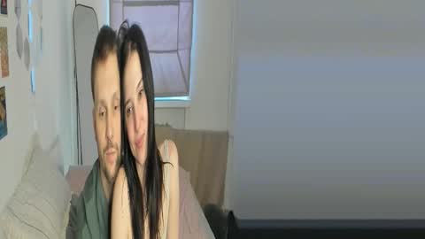 twoinframe online show from 4, 3, 2026