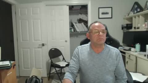 Snapshot of twopeopleinlove chatting on 14, 2, 2025 Twopeopleinlove online show from 14, 2, 2025