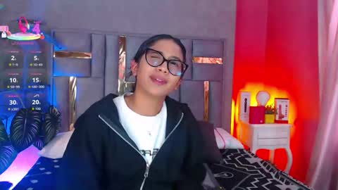 Snapshot of tyla_ks chatting on 18, 12, 2025 tyla_ks online show from 18, 12, 2025