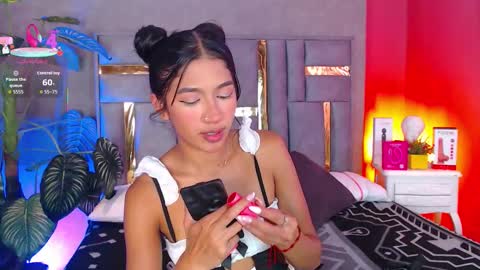 Snapshot of tyla_ks chatting on 19, 12, 2025 tyla_ks online show from 19, 12, 2025